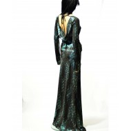 Long dress with open back and long sleeves, laser fabric, suitable for evening parties